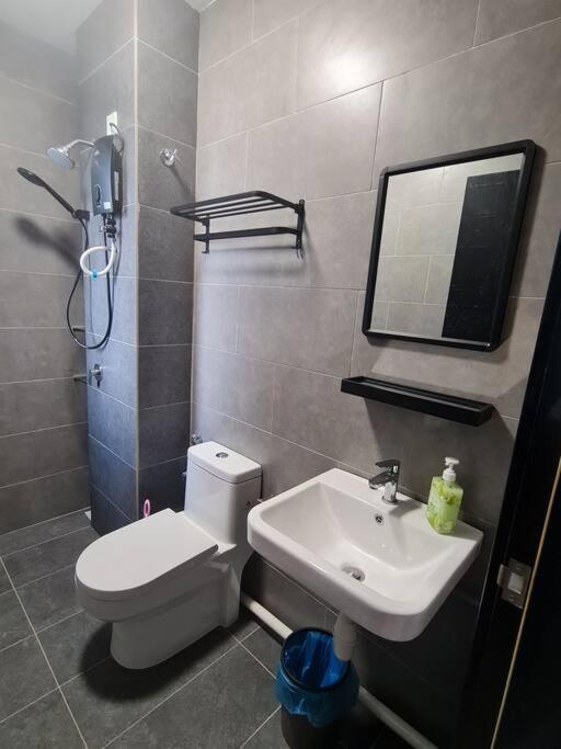 Apartamento Neu 10mins To Klcc Kuala Lumpur